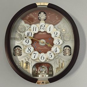 Seiko Melodies in Motion Clock
